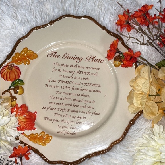 THE GIVING PLATE - Picture 3 of 7